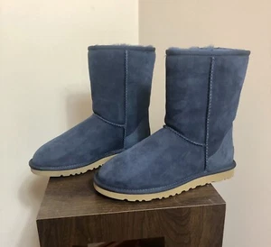 UGG Classic Short II Navy Blue Suede Sheepskin Fur Lined Boots Size Uk 4.5 / 37 - Picture 1 of 11