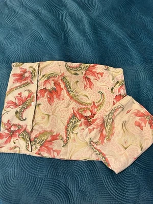 Fundas de almohada estándar April Cornell - coral brillante y algodón verde con botón de carcasa Foto 1 de 3