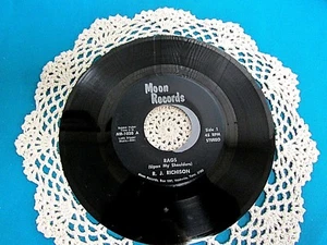 R.J. RICHISON : Rags Upon My Shoulders, Love Is The Answer 45 RPM #MR-1029 Q33 - Picture 1 of 4