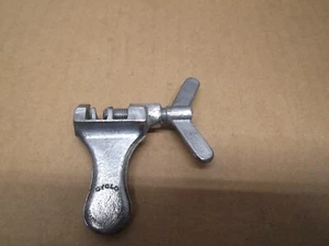 VINTAGE CYCLO CHAIN BREAKER TOOL ENGLAND - Picture 1 of 3