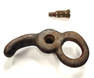 Antike Singer Tret Nähmaschine Gurtschieber und Schraube - Gusseisen - Bild 1 von 2