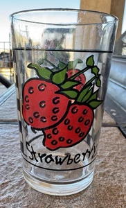 KIG Bicchiere in vetro fragola modello scacchiera Indonesia - Foto 1 di 7