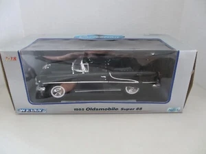 WELLY 1:18 SCALE 1955 OLDSMOBILE SUPER 88 CONVERTIBLE BLACK - NEW - Picture 1 of 10