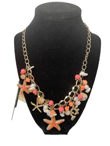 Vintage chunky Beach theme coral shells 20” gold Tone Charm Necklace dangles - Picture 1 of 6