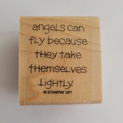 Los ángeles pueden volar porque se toman a sí mismos sello de goma ligeramente montado estampado Foto 1 de 2