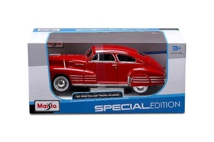 Chevrolet® Fleetline Aerosedan 1948, coche modelo diecast escala 1/24, rojo - Imagen 1 de 8