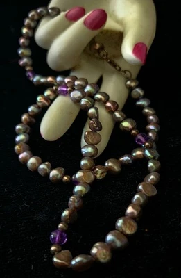 925 STERLING SILVER WITH IRIDESCENT PEARLS & AMETHYST NECKLACE - Image 1 of 4