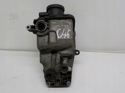 VOLVO S40 I PODSTAWA FILTRA OLEJU 30684381 - Immagine 1 di 4