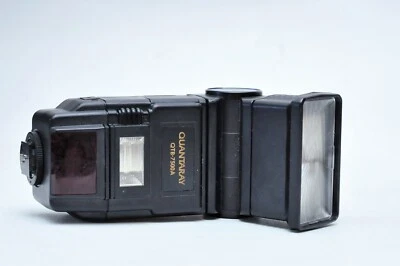 Flash de montaje en zapata Quantaray QTB-7500A para cámaras SLR digitales/películas Nikon Foto 1 de 3