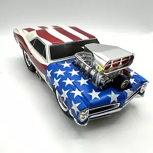 Muscle Machines Funline Pontiac 1:18 USA Patriot Stars & Stripes - Picture 1 of 15