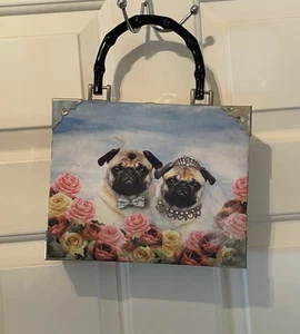 Mops Hund/Blüte Zigarrenkiste Geldbörse mit schwarzem Bambusimitat Griff 7,5x9,25x2,5 - Bild 1 von 17