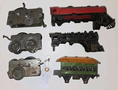 Marx Joy Line Junkyard Lot Wind Up Shells Passenger Car - Image 1 of 4