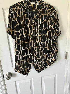 Covington Blouse Animal Print S/S XL Button Down Foto 1 de 4