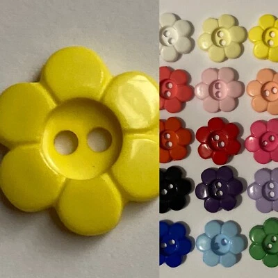 Flower Buttons Daisy shaped 15mm / 24L Colours Pack Of 6 - Image 1 of 4