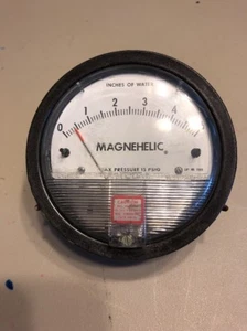 Dwyer Magnehelic Water Pressure Gauge 0-5 in Water Max 15 PSIG 30 Day WTY - Picture 1 of 4