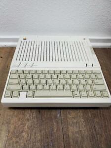 s40~  Apple IIC A2S4000 Computer Keyboard Untested No Cords