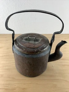 Vintage Old Heavy Rustic Copper Kettle Leaks a Little - Picture 1 of 12