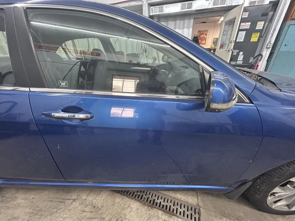Электрические окна для правой передней двери пассажира Acura TSX 2004-2008 годов выпуска - Изображение 1 из 4