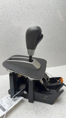 2005 2006 Chevrolet CHEVY EQUINOX Floor Shifter - Image 1 of 4