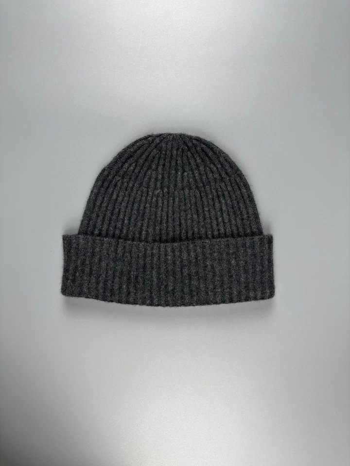 Gorro de punto doble acanalado inglés cachemir gris oscuro talla L Brunello Cucinelli para hombre Foto 1 de 4
