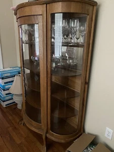 Antique Tiger Oak Curved Glass Front And Sides China Curio Cabinet Original Key - Picture 1 of 6