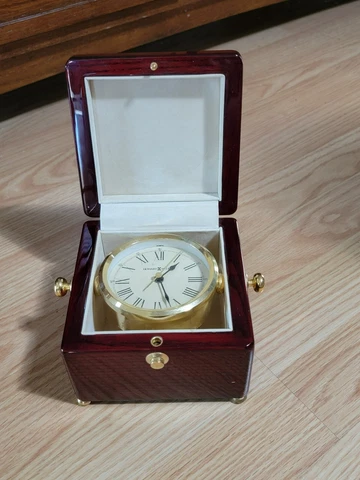 Howard Miller Brass Desk Clock 645-443 Gimbaled Wood Box Dial WORKING N.MINT Cover