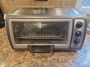 Hamilton Beach 6 Slice Convection Toaster Oven With Easy Reach Roll-Top - Picture 1 of 11