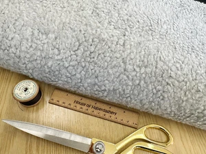 FABRIC REMNANT - Super Soft Silver Grey Sherpa Fleece Fabric - 90cm Length - Picture 1 of 4