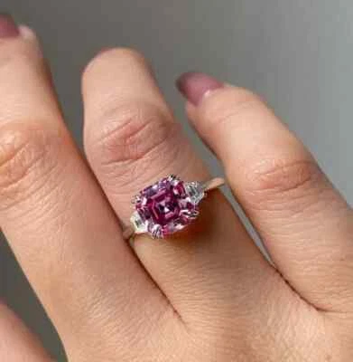 Anillo de compromiso de diamantes con zafiro rosa natural Ascher de 2,50 quilates de plata de ley 925 Foto 1 de 4