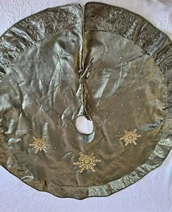 Elegant Olive Green Christmas Tree Skirt - Picture 1 of 5