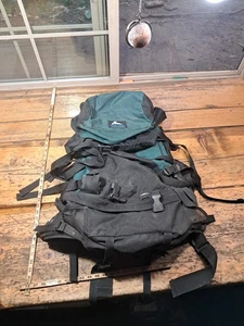 Gregory Internal Frame Backpack Green L Hiking Camp Backpacking M40 - Picture 1 of 10