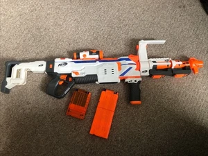 Nerf Elite - Módulo Regulador Bláster Motorizado con Accesorios - Imagen 1 de 17