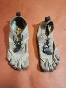 Vibram Fivefingers Barefoot Shoe Running Women 7.5-8 EU 38 V-Alpha Khaki 18W7104 - Picture 1 of 9