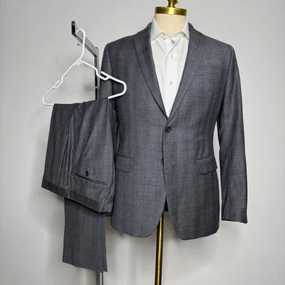 Banana Republic Modern Slim Fit Gray Plaid Wool Blend Two-Piece Suit 40R 32W - Image 1 of 4