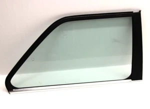 BMW OEM E30 88-92 COUPE PASSENGER RIGHT REAR VENT WINDOW GLASS POP OUT 8103188 - Picture 1 of 4