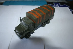Militär Lkw von CURSOR IVECO Hauber mit Plane ohne OVP - Bild 1 von 7