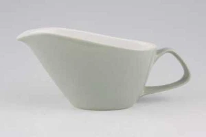 Poole - Celadon Green - Sauce Boat - 145740G - Picture 1 of 1