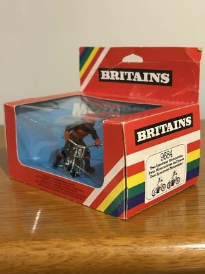 Gran Bretaña Dos Speedway Motocicletas 9684 Foto 1 de 2