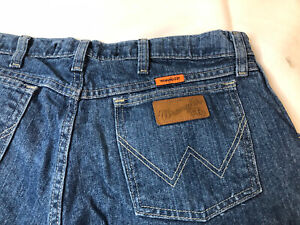Wrangler FR Cool Vantage Jeans Size 33X32. FRCV47T