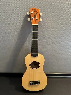 Eddy Finn Ukulele Minnow  Spruce Top Mahogany Back + Sides EF-MN 20.5” - Image 1 of 4
