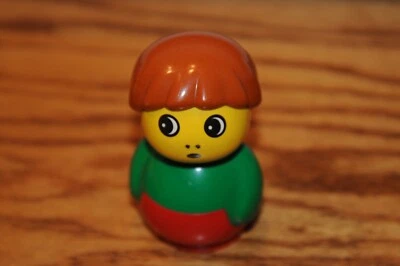 (1) One Vintage Lego Little People Lego Hobbies  Building Toys ................. - Image 1 of 4