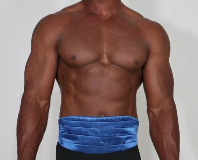 HOMBRE AZUL SATINADO CUMMERBUND Foto 1 de 4