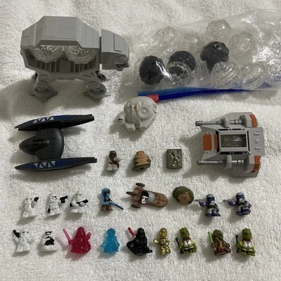 STAR WARS FIGHTER PODS MICRO MINI FIGURES HASBRO   - Image 1 of 4