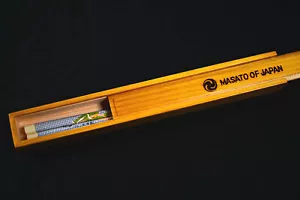 Hand Painted Green Geisha Girl Eating Chop Sticks w/ Wood Case - Masato of Japan - Picture 1 of 10