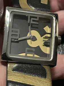 DOLCE & GABBANA LADIES SQUARE LOGO Black/Gold  LEATHER & FACE HI-FASHION WATCH - Picture 1 of 9