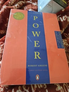 The Concise 48 Laws Of Power by Robert Greene Paperback Book - Imagen 1 de 6