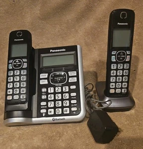 Przewody Panasonic KX-TGF570. AnswerSystem - baza z telefonem. Bluetooth - Zdjęcie 1 z 4