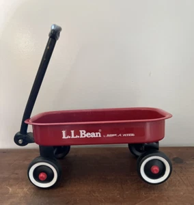 LL Bean Advertising Radio Flyer Kids Little Red Wagon Working Handle 12.5 x 7.5" - Picture 1 of 7