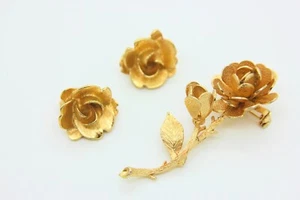 AlphaTJ Vintage Monet Rose Flower Clip On Earrings + Brooch set Beautiful - Picture 1 of 7