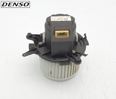 PEUGEOT EXPERT 16-23 V HEATER FAN BLOWER MOTOR 1617062780 - Image 1 of 4